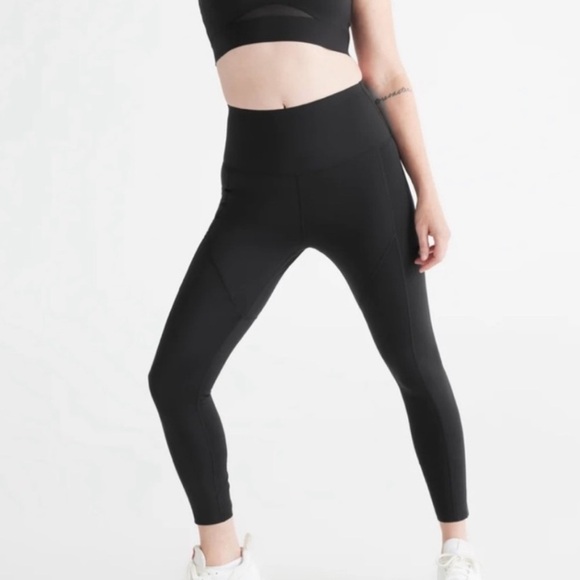KNIX LeakStrong Leakproof Leggings Black size Medium
With Pocket gym running 14 - Picture 3 of 11